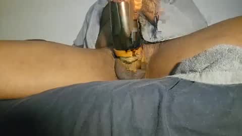 Snapshot of loveshowsex chatting on May 13, 2026, 2:53 am loveshowsex online show from May 13, 2026, 2:53 am