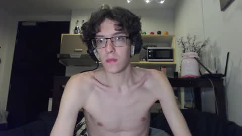 LovesomeCookie online show from October 10, 2025, 6:07 pm