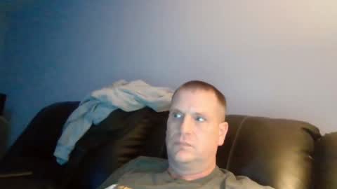 lovetocum37 online show from February 12, 2025, 4:12 am