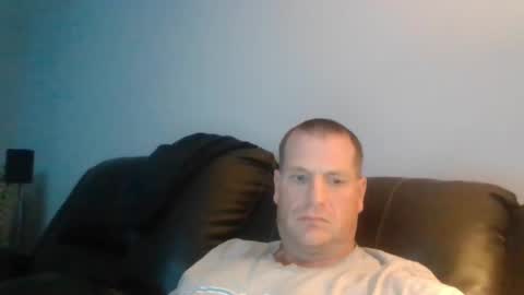 lovetocum37 online show from December 4, 2025, 7:33 pm