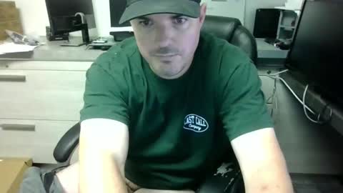 Snapshot of lovetofps chatting on January 4, 2025, 8:16 pm Love2Game online show from January 4, 2025, 8:16 pm