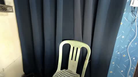 Snapshot of lovetosuckxox chatting on February 10, 2025, 3:21 pm lovetosuckxox online show from February 10, 2025, 3:21 pm