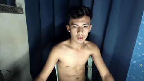 lovetosuckxox online show from February 11, 2025, 2:24 pm