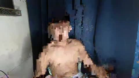 Snapshot of lovetosuckxox chatting on February 12, 2025, 2:10 pm lovetosuckxox online show from February 12, 2025, 2:10 pm