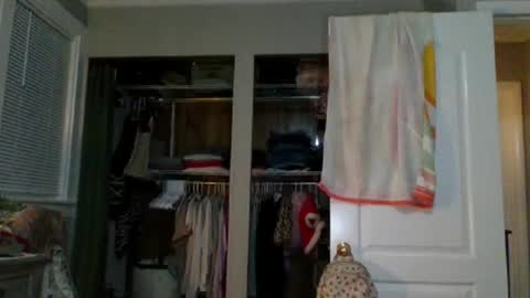 lovetubes101 online show from November 7, 2025, 5:07 am