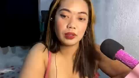 Evelyn online show from May 11, 2026, 2:28 am