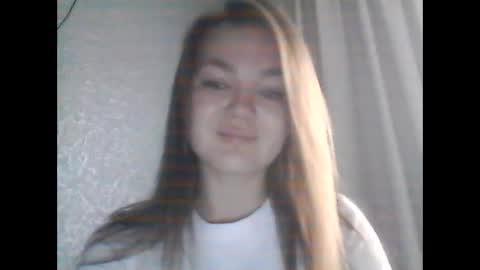 loviesimone online show from September 27, 2025, 8:41 am