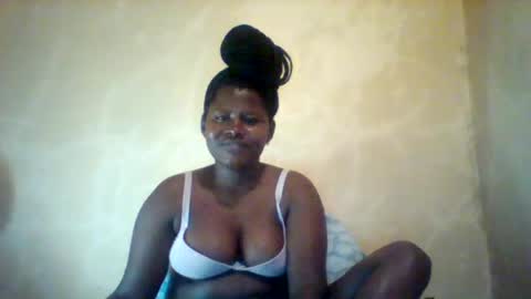 loviett online show from May 2, 2026, 1:32 am
