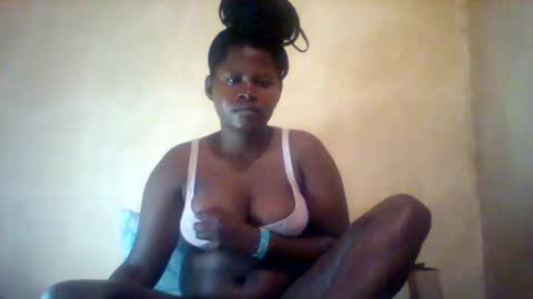 loviett online show from May 3, 2026, 3:29 pm