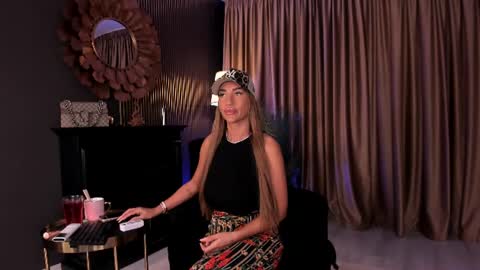Snapshot of lovingblondie chatting on July 14, 2026, 2:49 am Nora online show from July 14, 2026, 2:49 am