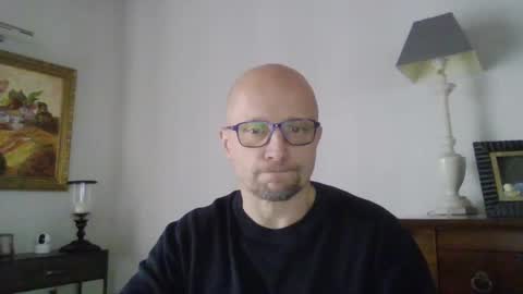 Snapshot of lrda49 chatting on February 7, 2025, 2:04 pm Espigle online show from February 7, 2025, 2:04 pm