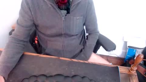 Snapshot of lreed090 chatting on April 20, 2026, 3:37 pm lreed090 online show from April 20, 2026, 3:37 pm