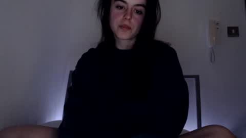 luana online show from December 4, 2024, 10:30 pm