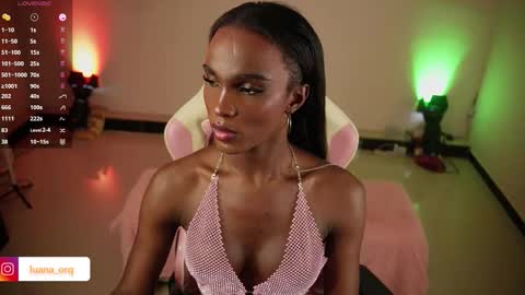 Snapshot of luanarisque chatting on October 25, 2025, 12:51 am IG luana orq online show from October 25, 2025, 12:51 am