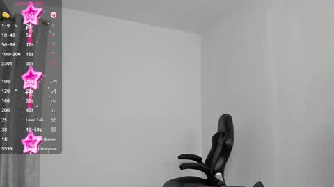 lUAN online show from February 7, 2025, 11:12 am