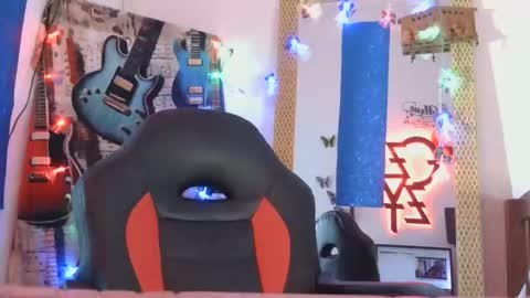 luanna837 online show from May 17, 2026, 12:56 pm