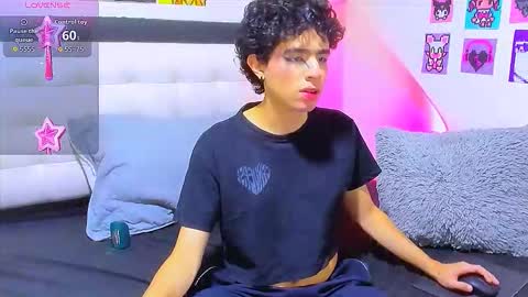 Snapshot of luanrush_ chatting on February 7, 2026, 11:08 pm LuanRush online show from February 7, 2026, 11:08 pm