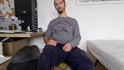 lubik044 online show from February 4, 2026, 12:11 pm