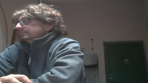 Snapshot of luca78_78 chatting on May 1, 2026, 7:13 am luca78 online show from May 1, 2026, 7:13 am