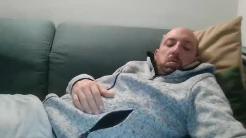 Luca online show from October 5, 2025, 7:07 am