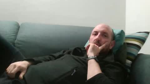 Luca online show from December 14, 2025, 8:02 pm