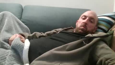 Luca online show from February 9, 2026, 6:56 pm