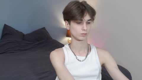 lucacharm online show from February 12, 2025, 2:45 am