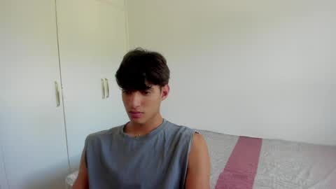 lucacosta19 online show from May 24, 2026, 1:27 pm