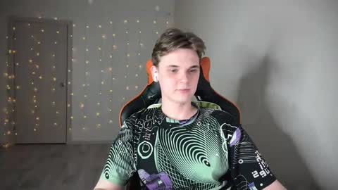 Lucas Gill online show from January 14, 2025, 11:58 pm