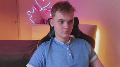 Lucas Gill online show from September 11, 2025, 2:55 am