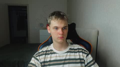 Lucas Gill online show from September 23, 2025, 2:58 am