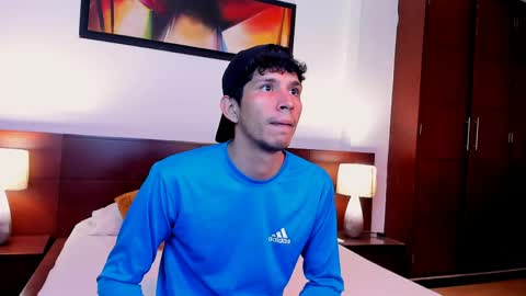 Snapshot of lucas_dream chatting on April 27, 2026, 11:30 am lucas_dream online show from April 27, 2026, 11:30 am