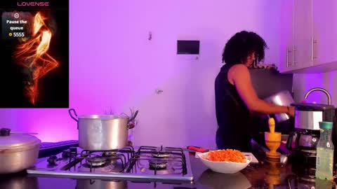   online show from January 28, 2025, 5:35 pm