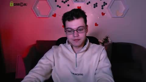 lucas_long_ online show from October 7, 2025, 7:11 pm