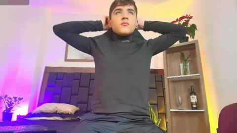 Lucas lovee online show from February 16, 2026, 1:40 pm