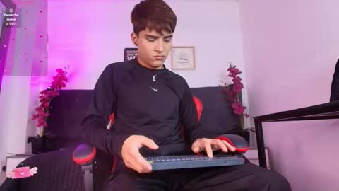 Lucas lovee online show from March 3, 2026, 3:56 am