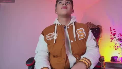 Lucas lovee online show from March 22, 2026, 1:14 pm