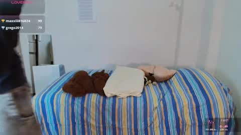 lucas_xo online show from February 20, 2026, 6:19 am