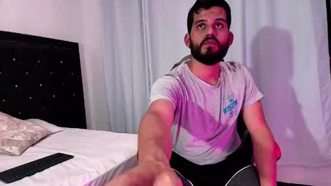 Lucas  Beaumont online show from January 18, 2026, 9:29 pm