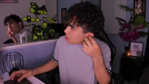 Snapshot of lucascarterr chatting on October 19, 2025, 4:02 am lucascarterr online show from October 19, 2025, 4:02 am
