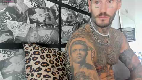 Snapshot of lucasexclusive chatting on February 21, 2025, 4:51 am lucasexclusive online show from February 21, 2025, 4:51 am