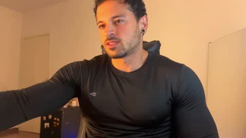 Snapshot of lucasfit24 chatting on June 27, 2026, 1:32 am lucasfit24 online show from June 27, 2026, 1:32 am