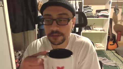 Luchi Luchano online show from November 19, 2025, 4:23 am