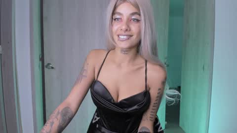 Snapshot of luci_fer_devil_1 chatting on January 1, 2025, 6:47 am Veronica Rati    online show from January 1, 2025, 6:47 am