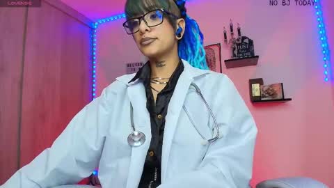 Snapshot of luci_fer_devil_1 chatting on October 3, 2025, 5:32 pm Veronica Rati    online show from October 3, 2025, 5:32 pm