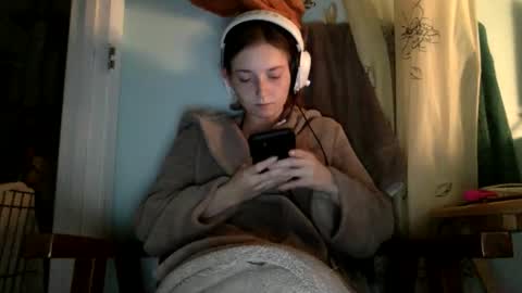 Luci Layne online show from May 27, 2026, 9:45 pm