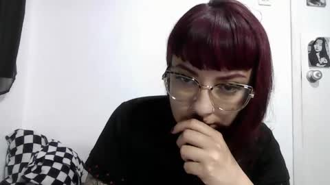 Snapshot of lucia_d_carton chatting on May 31, 2026, 3:36 am Lulu DCarton online show from May 31, 2026, 3:36 am