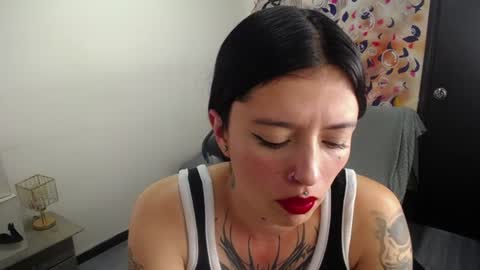 lucia_evans21 online show from July 14, 2026, 8:25 pm