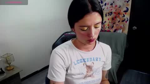 lucia_evans21 online show from July 15, 2026, 8:14 pm