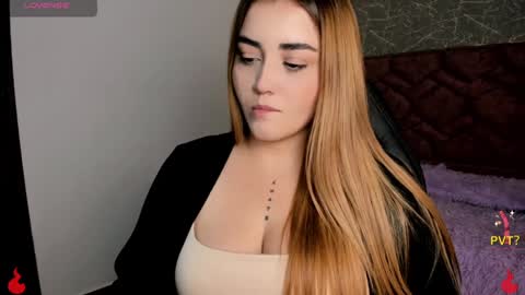 Snapshot of lucia_star_ chatting on January 16, 2025, 9:19 pm lucia star  online show from January 16, 2025, 9:19 pm